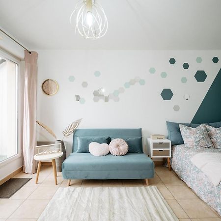 Hexa Dream Apartment Montevrain Luaran gambar
